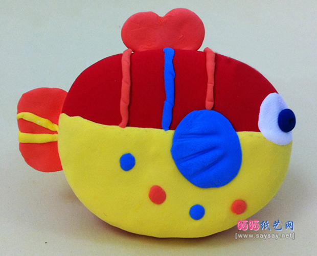 可爱软陶翻车鱼冰箱贴手工制作图文教程