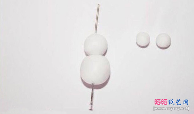 可爱的雪人软陶耳环制作图片教程图片步骤2