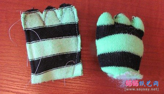 旧袜子手工制作可爱布艺鳄鱼袜子娃娃DIY图文教程图片步骤10