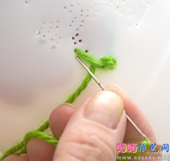 牛奶瓶,手工制作玫瑰花,制作笔筒,塑料废物利用