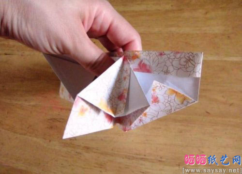 逼真的端午节粽子折纸方法教程