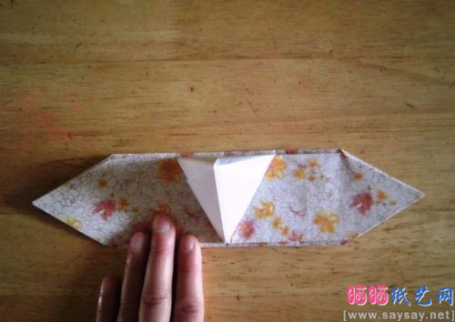 逼真的端午节粽子折纸方法教程