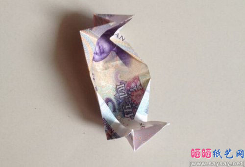 纸币爱心纸鹤的折纸方法图解教程