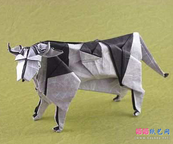 宫岛登手工折纸奶牛的折法图谱教程完成效果图