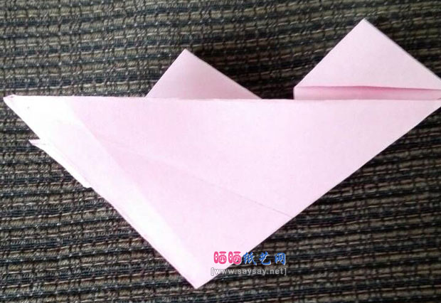 可爱小兔子鞋折纸图文教程 第17步