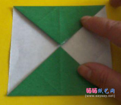 端午节折纸教程 可爱的三角粽子的折法