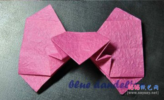 纸币折纸系列教程之蝴蝶爱心手工折纸图片教程