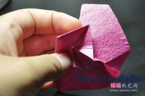 纸币折纸系列教程之蝴蝶爱心手工折纸图片教程