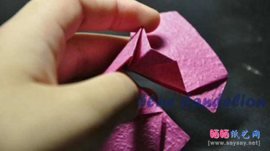 纸币折纸系列教程之蝴蝶爱心手工折纸图片教程