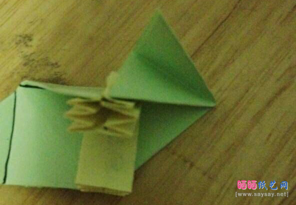 美爆了的五角星花球组合折纸实拍教程 第39步