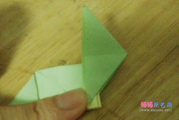 美爆了的五角星花球组合折纸实拍教程 第37步