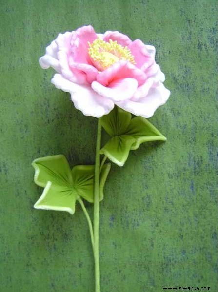 扭扭棒制作丝网牡丹花DIY制作教程