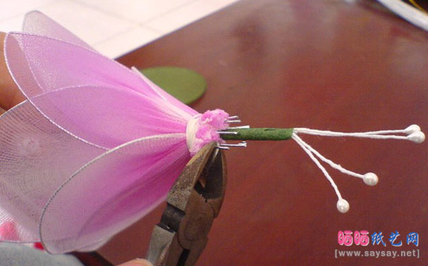  丝网花制作教程基础篇：倒扎法制作方法（以郁金香为例）