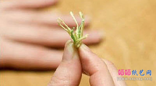 皱纹纸手工制作素雅仿真花DIY教程