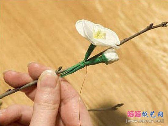 皱纹纸手工制作素雅仿真花DIY教程