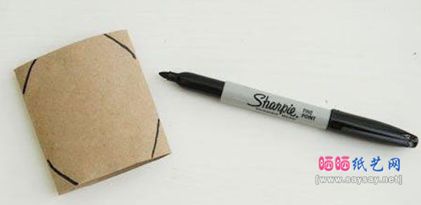 假期儿童手工：卷纸芯筒旧物改造DIY忍者神龟手指木偶玩具的手工制作教程