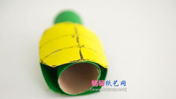 假期儿童手工：卷纸芯筒旧物改造DIY忍者神龟手指木偶玩具的手工制作教程