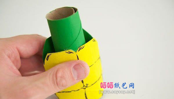 假期儿童手工：卷纸芯筒旧物改造DIY忍者神龟手指木偶玩具的手工制作教程