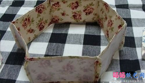 利用废弃银行卡会员卡制作漂亮实用的收纳盒方法教程