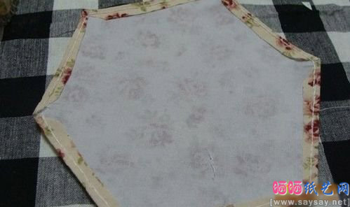 利用废弃银行卡会员卡制作漂亮实用的收纳盒方法教程