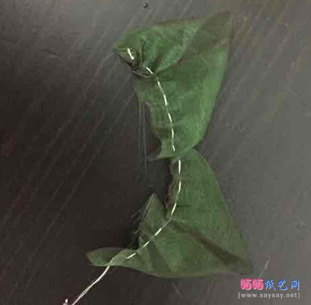 珍珠玫瑰绢纱胸花/发夹手工制作图文教程 第6步