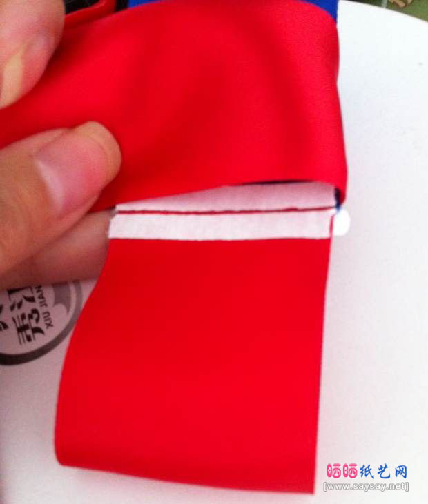 双三角形撞色丝带蝴蝶结发夹制作图文教程 第7步