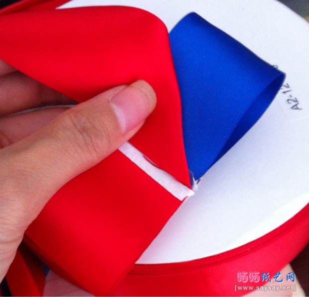 双三角形撞色丝带蝴蝶结发夹制作图文教程 第5步