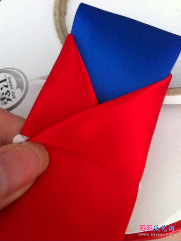 双三角形撞色丝带蝴蝶结发夹制作图文教程 第10步