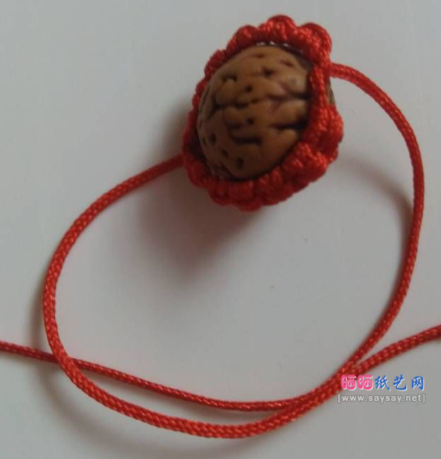 红绳编织古色古仙的仙桃菩提子戒指 第8步