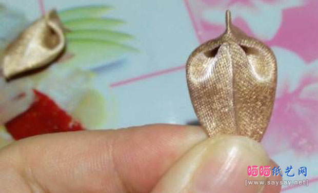 金秋发饰制作教程之珠心五瓣花发夹DIY 第19步