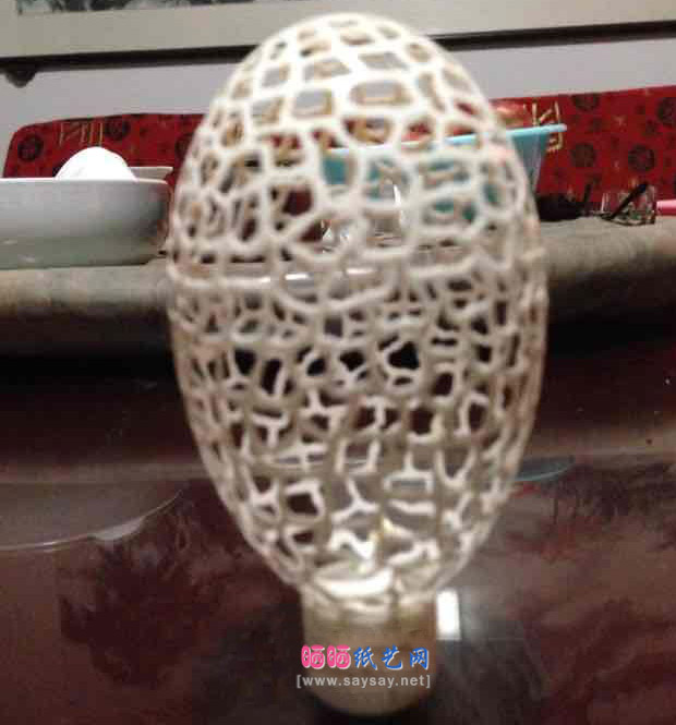 鹅蛋制作精致镂空蛋笼装饰品 第1步