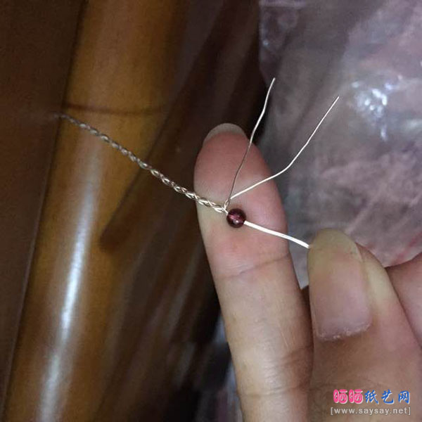 漂亮的银丝小尾戒的制作方法教程 漂亮的银丝小尾戒的制作方法教程