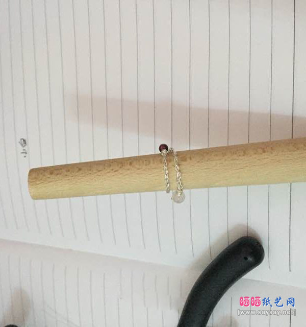 漂亮的银丝小尾戒的制作方法教程 漂亮的银丝小尾戒的制作方法教程