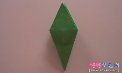 实拍折纸教程玫瑰花托的折纸方法图片步骤8