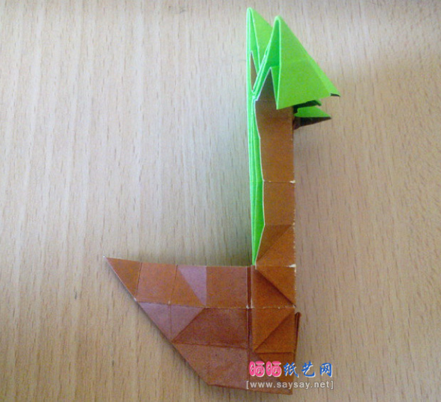 实拍漂亮的大树折纸教程