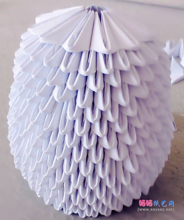 纸艺制作大白三角插折纸图文教程 第16步