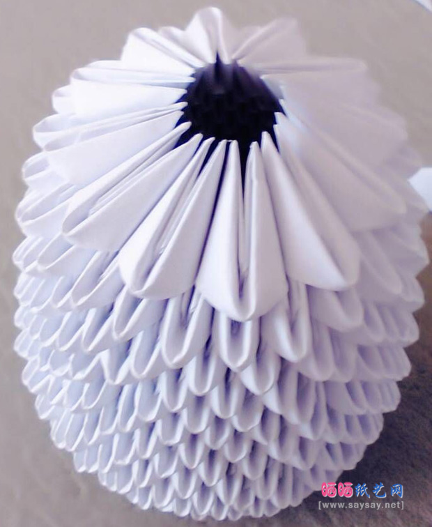 纸艺制作大白三角插折纸图文教程 第17步