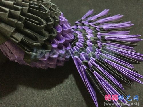 纸艺制作鹦鹉三角插折纸图文教程