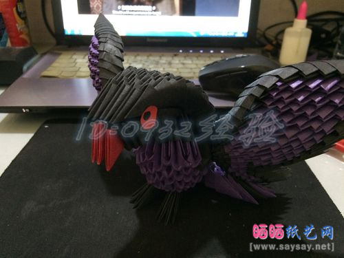 纸艺制作鹦鹉三角插折纸图文教程