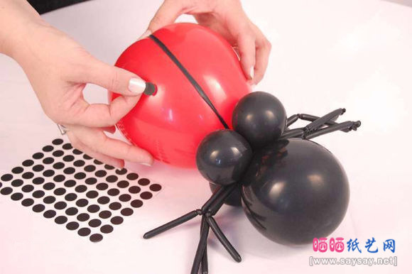 长气球DIY可爱的七星螵虫制作图片教程