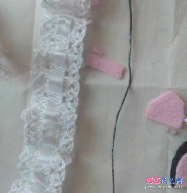 如何制作可爱蕾丝猫耳朵发箍 第11步