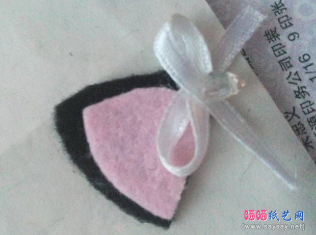 如何制作可爱蕾丝猫耳朵发箍 第12步