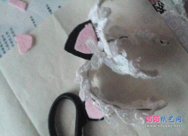 如何制作可爱蕾丝猫耳朵发箍 第21步