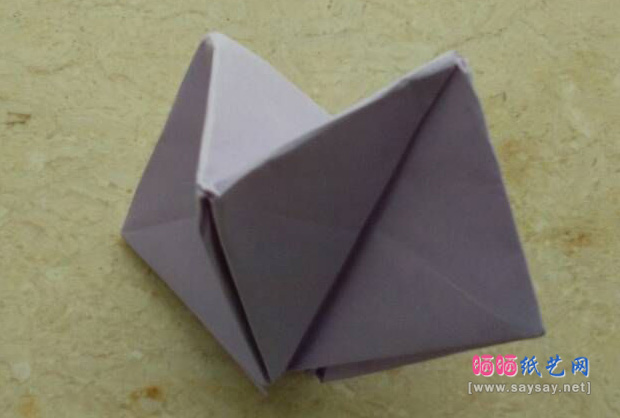 好玩的4D七彩弹簧盒子折纸 第26步