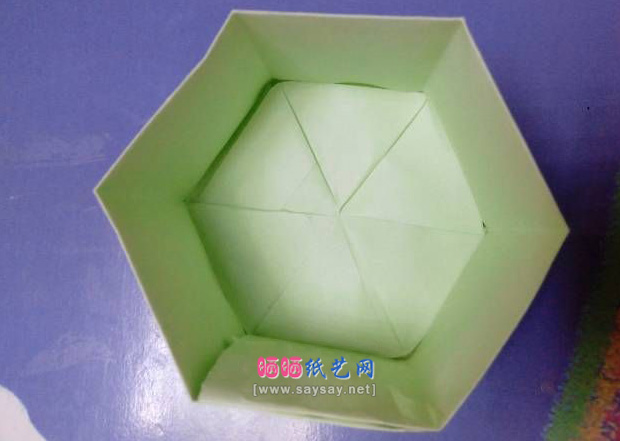 简易花瓣盖六角盒子折纸图文教程 第23步