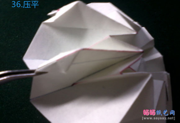 八瓣花折纸款式三粉色花图片步骤36