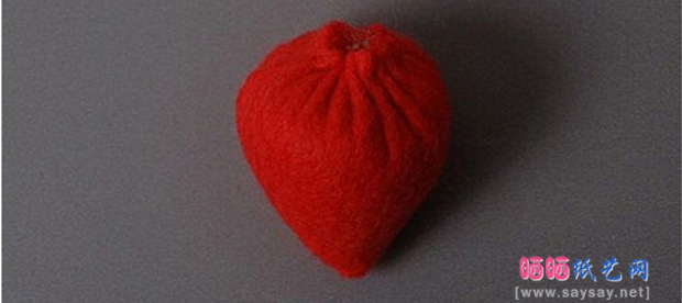简单几步制作可爱的不织布草莓图片步骤4