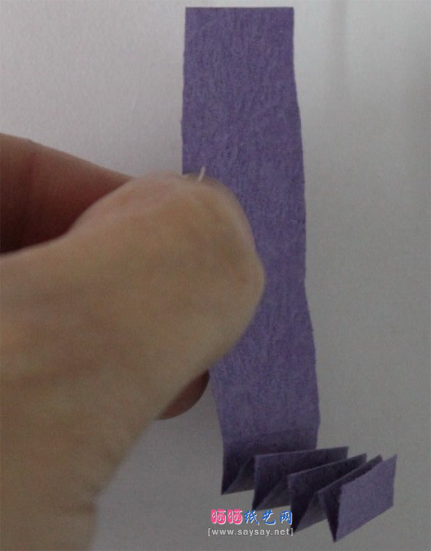 觅晨实拍手工折纸中国龙组合纸艺制作教程 龙头折纸步骤1