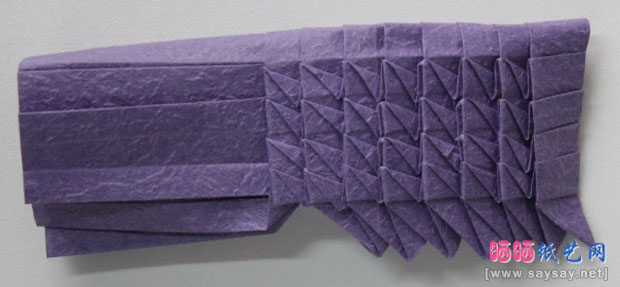 觅晨实拍手工折纸中国龙组合纸艺制作教程 龙尾手工折纸方法步骤11