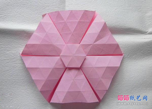 漂亮的花朵帽子手工折纸实拍图文教程